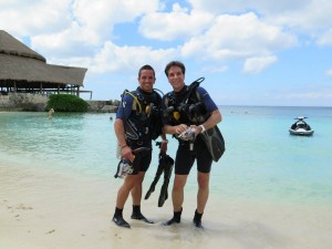 be a good dive buddy - Underseas Scuba Center